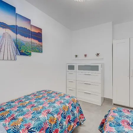 Loscristianos Luxury Aircon Sunny Aptm Sea View Apartament