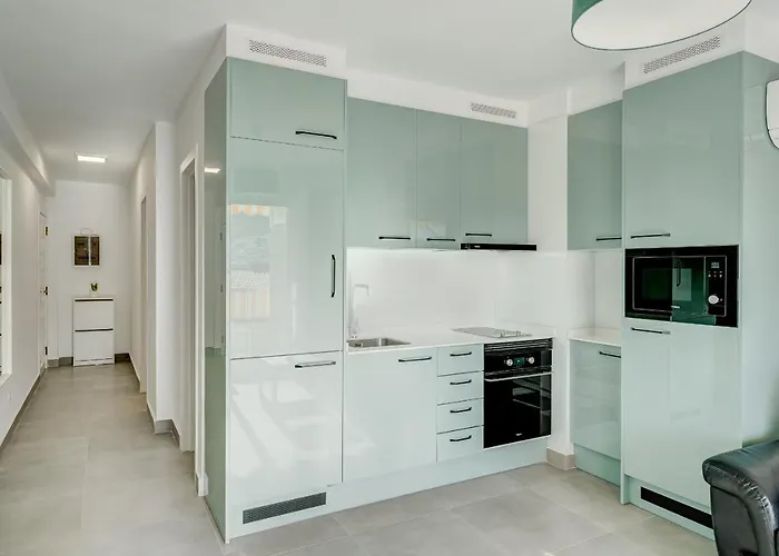 Loscristianos Luxury Aircon Sunny Aptm Sea View Apartment