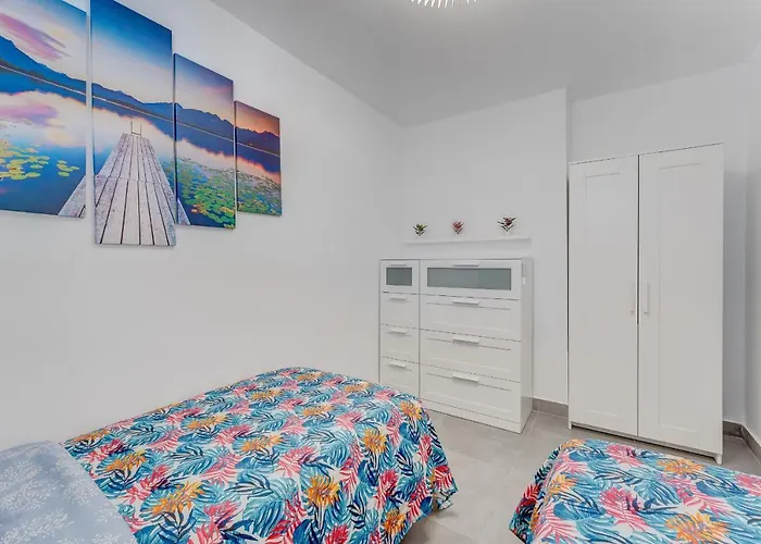 Loscristianos Luxury Aircon Sunny Aptm Sea View Apartment